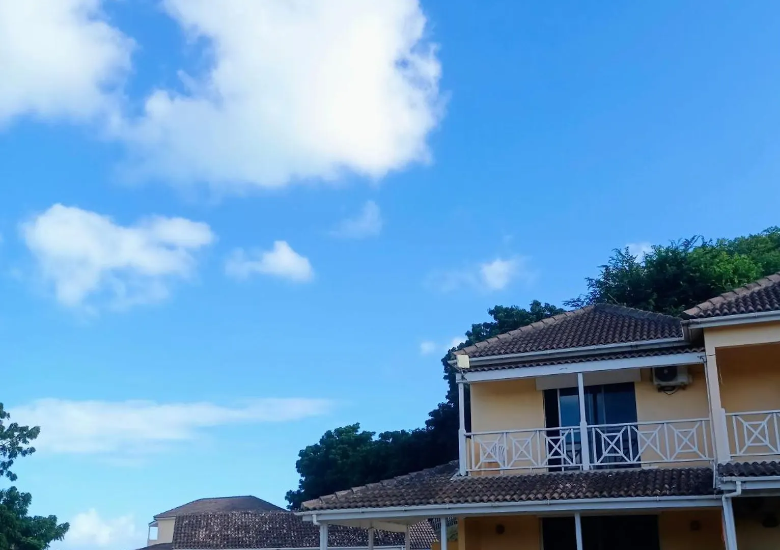 Comfy House On A Hidden Beach Five Islands Village
